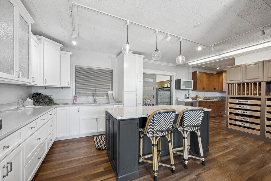 3228-3220 McDougall Ave, Everett, WA à vendre - Photo intérieure – Image 3 sur 6