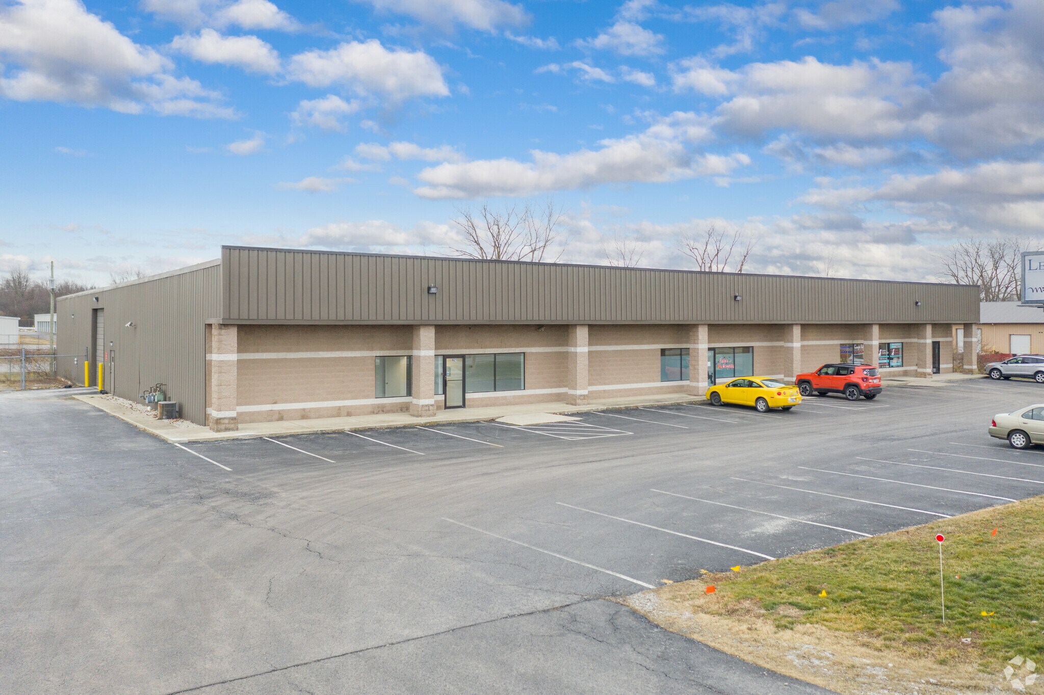 609-621 E Bigelow Ave, Findlay, OH à louer Photo de l’immeuble– Image 1 sur 16