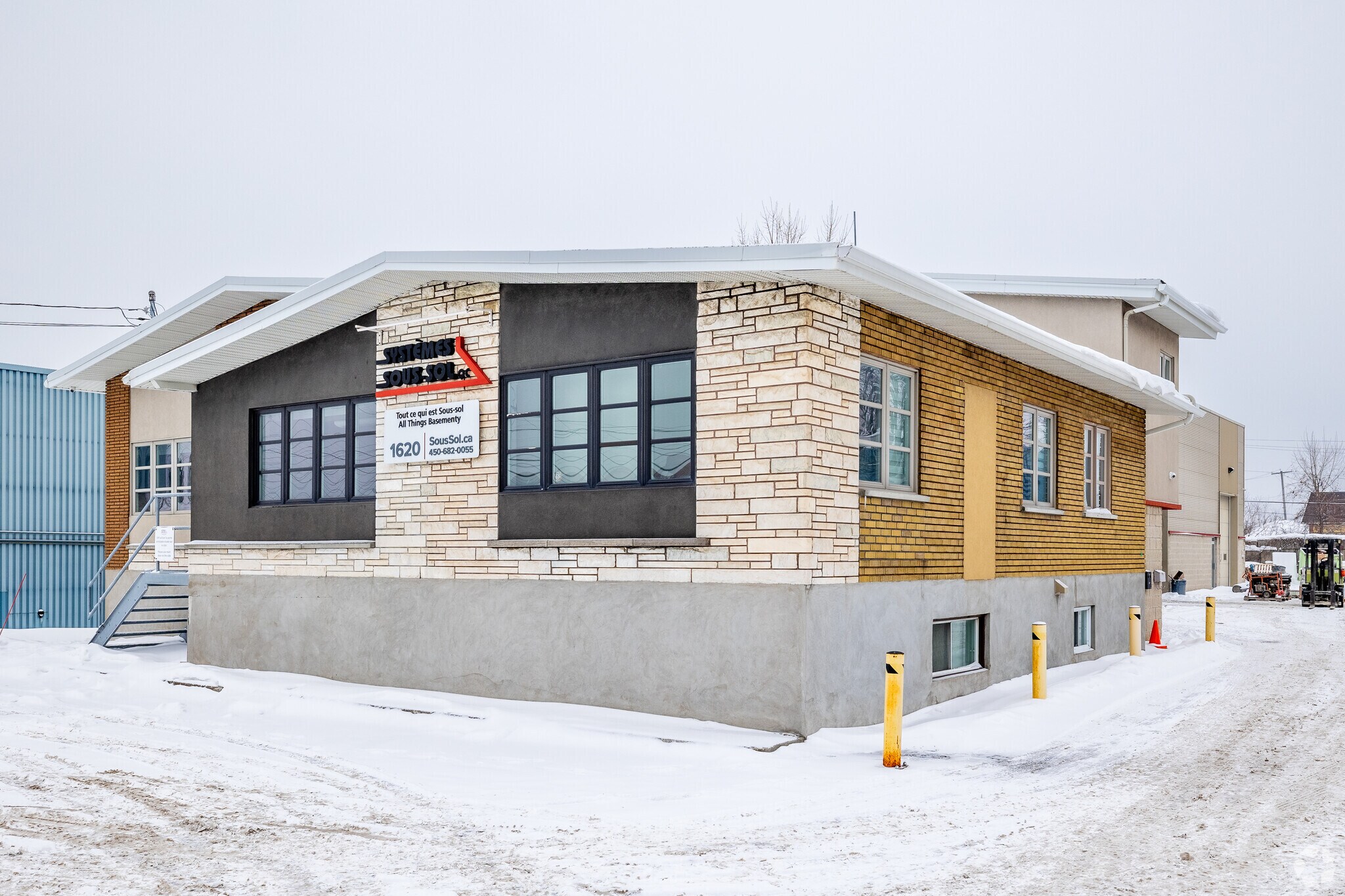 1620-1626 Boul Saint-Elzéar O, Laval, QC à vendre Photo de l’immeuble– Image 1 sur 8
