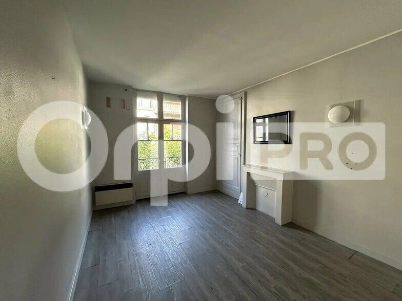 1 Bis Rue Du Capitaine Segond, Montluçon à louer - Photo de l’immeuble – Image 2 sur 12