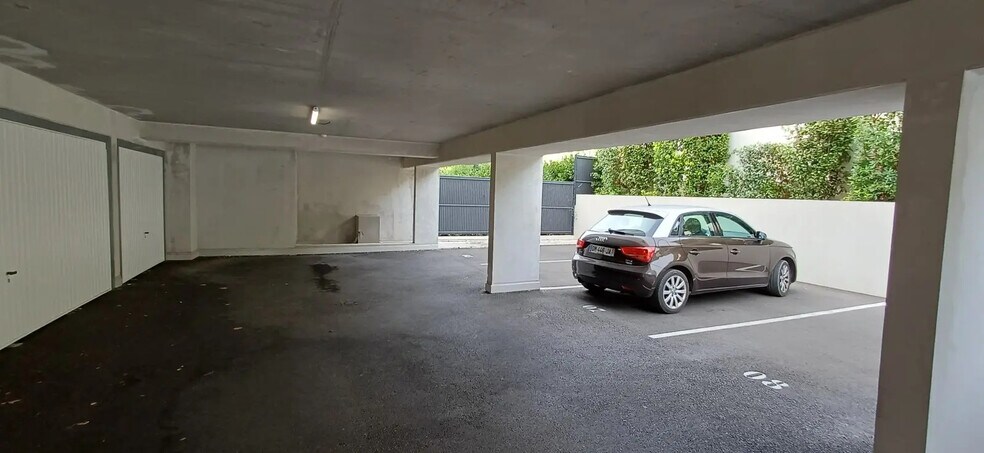 Bureau dans Baillargues à louer - Photo de l’immeuble – Image 2 sur 4