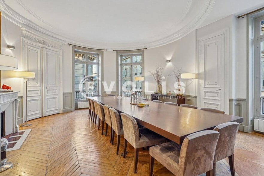 66 Rue De Monceau, Paris à vendre - Photo intérieure – Image 1 sur 15