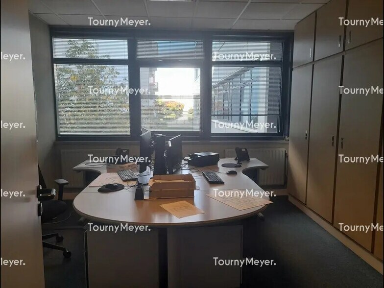 Bureau dans Rennes à vendre - Photo de l’immeuble – Image 2 sur 3