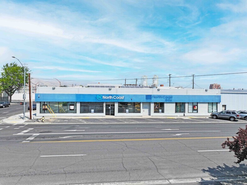 215 N 3rd Ave, Yakima, WA à louer - Photo de l’immeuble – Image 3 sur 16