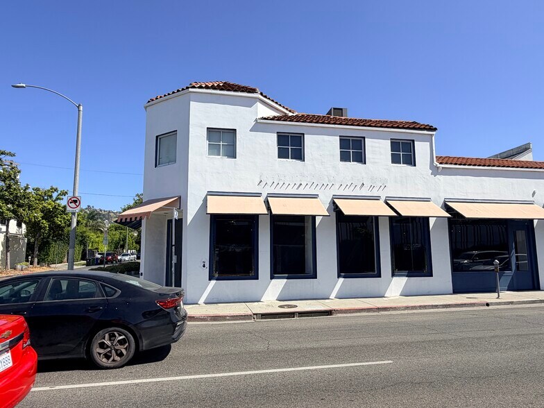 8117-8127 Melrose Ave, Los Angeles, CA à louer - Photo de l’immeuble – Image 2 sur 5