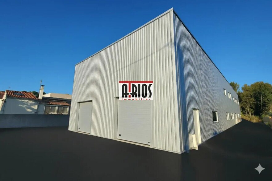 Industriel/Logistique dans La Seyne-sur-Mer à vendre - Photo de l’immeuble – Image 1 sur 6