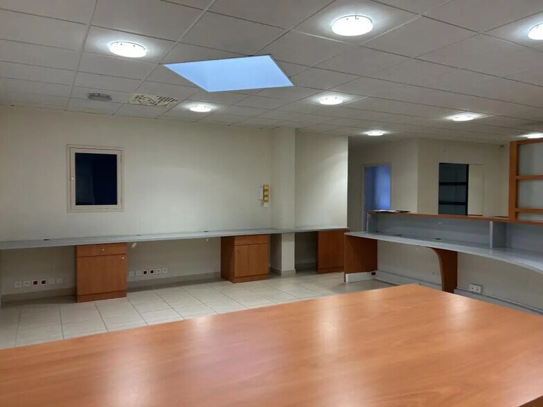 Bureau dans Saint-Brevin-les-Pins à vendre - Photo intérieure – Image 2 sur 7