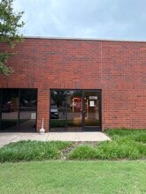 2170 Business Center Dr, Memphis, TN à louer Photo de l’immeuble– Image 1 sur 10