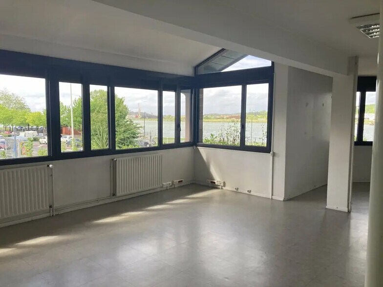 Bureau dans Bayonne à vendre - Photo de l’immeuble – Image 1 sur 1