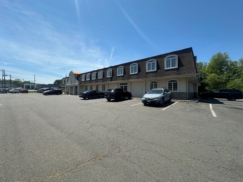 932 Route 206, Princeton, NJ à vendre - Photo de l’immeuble – Image 2 sur 10