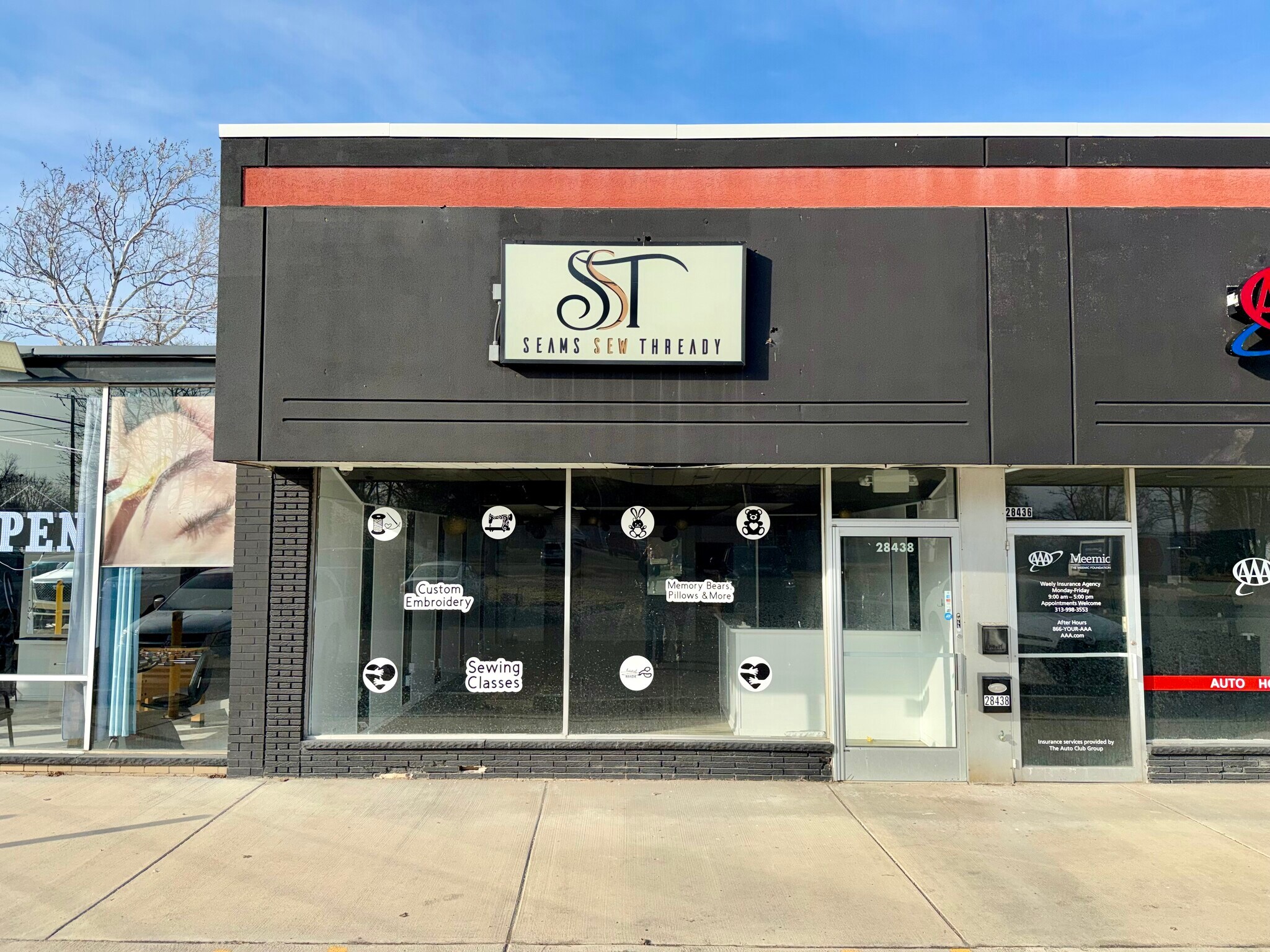 28438 Joy Rd, Livonia, MI à louer Photo principale– Image 1 sur 9