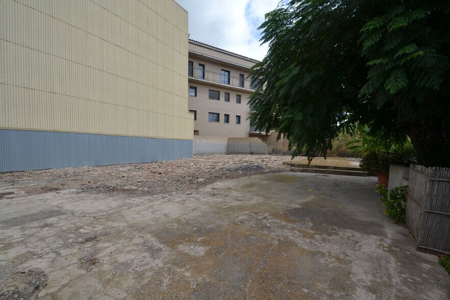 Avinguda Esportiva, 184, Deltebre, Tarragona à vendre - Photo de la construction – Image 2 sur 7