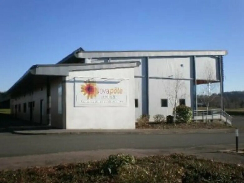 Local d’activités dans BRIVE-LA-GAILLARDE à louer - Photo de l’immeuble – Image 2 sur 3