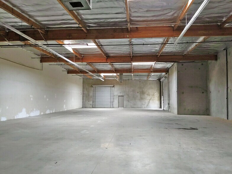 741 S Allen St, San Bernardino, CA à louer - Photo de l’immeuble – Image 3 sur 7
