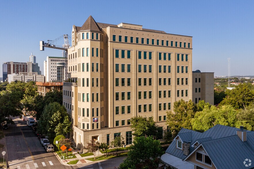 1210 San Antonio St, Austin, TX à louer - Photo principale – Image 1 sur 11