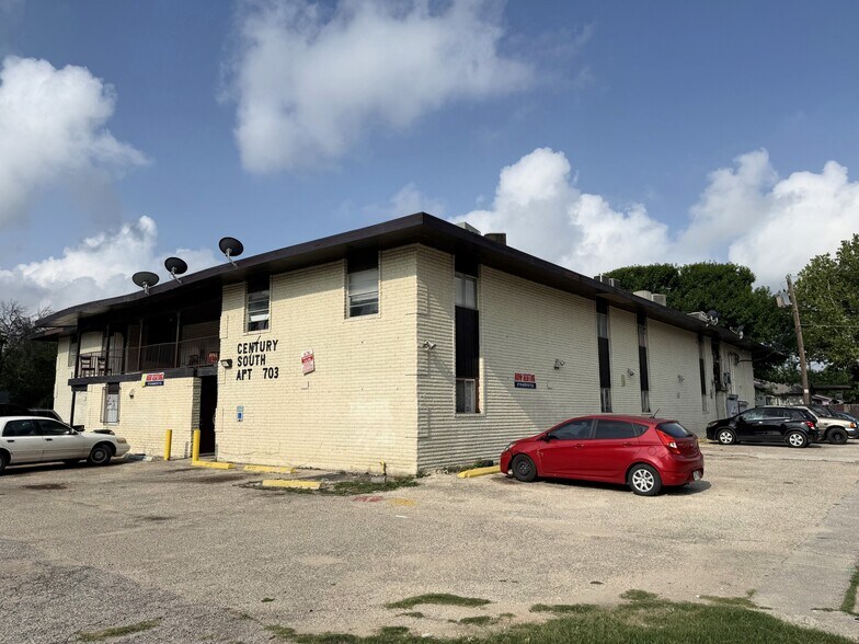 703 Logwood Ave, San Antonio, TX à vendre - Photo de l’immeuble – Image 3 sur 14