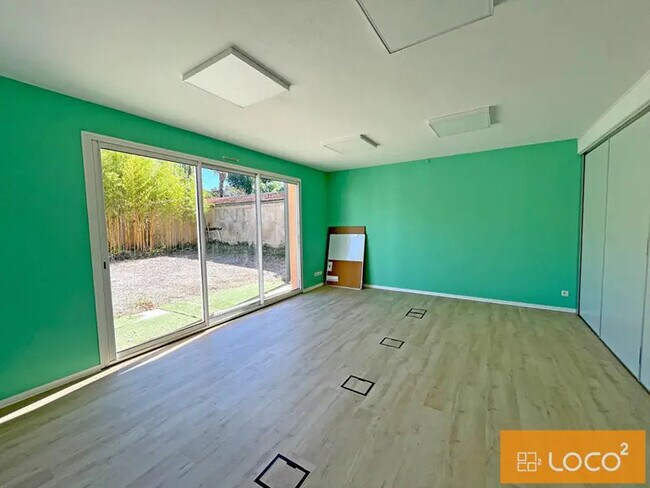 Plus de détails pour 273 Avenue Jean Rieux, Toulouse - Bureau à louer