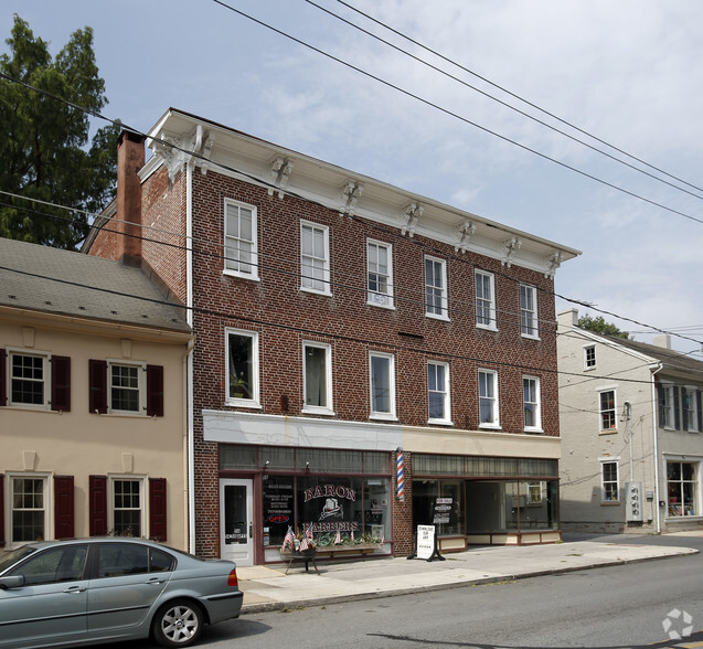 54-56 S Main St, Manheim, PA à louer - Photo principale – Image 1 sur 4