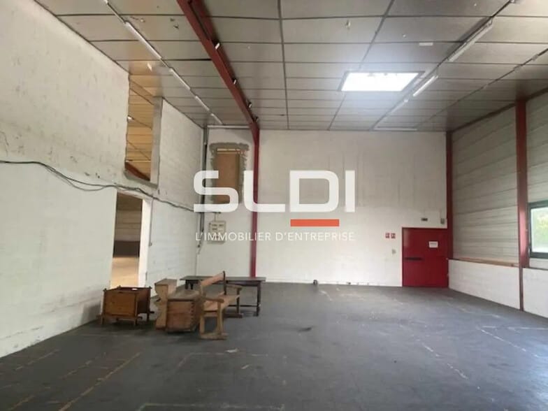 Bureau dans Rillieux-la-Pape à louer - Photo intérieure – Image 2 sur 12