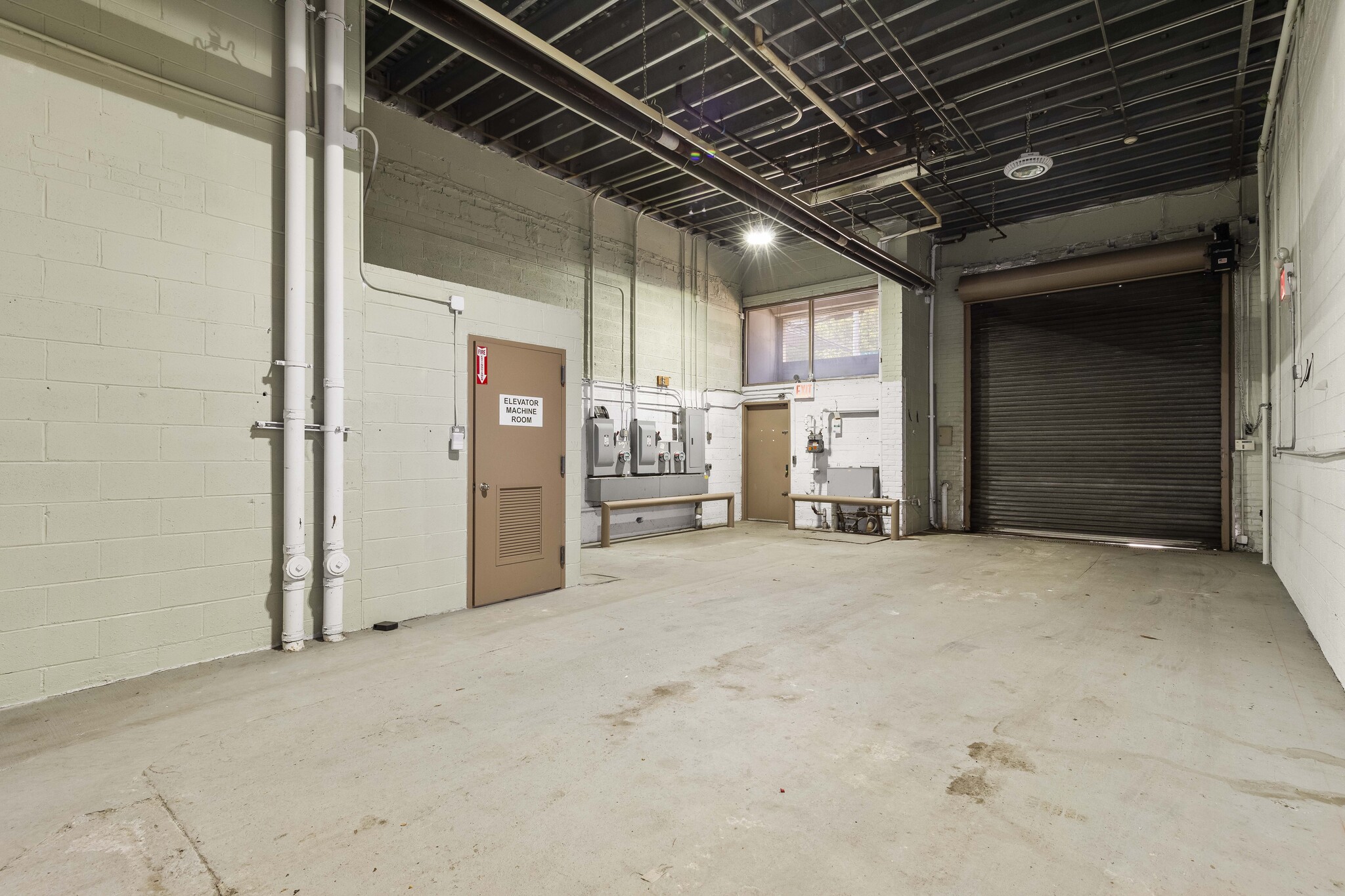 1219 37th Ave, Long Island City, NY à louer Photo intérieure– Image 1 sur 4