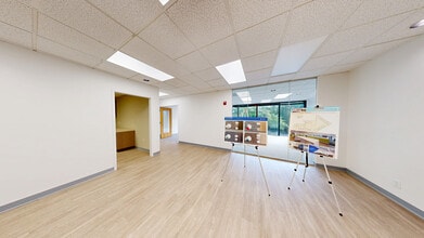 6025 The Corners Pky, Peachtree Corners, GA à louer Numérisation 3D Matterport– Image 1 sur 13