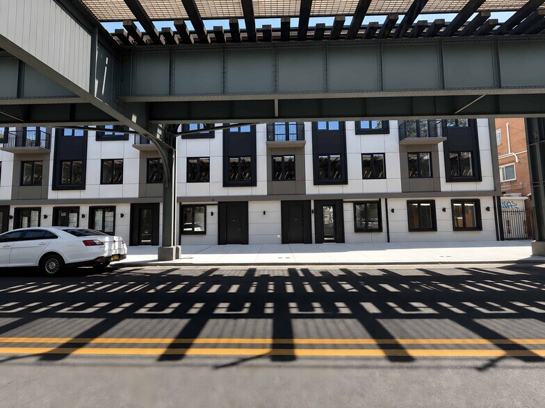 128 Livonia Ave, Brooklyn, NY à louer - Photo de l’immeuble – Image 2 sur 2