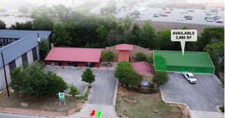Plus de détails pour 809 12th St, Marble Falls, TX - Local commercial à louer