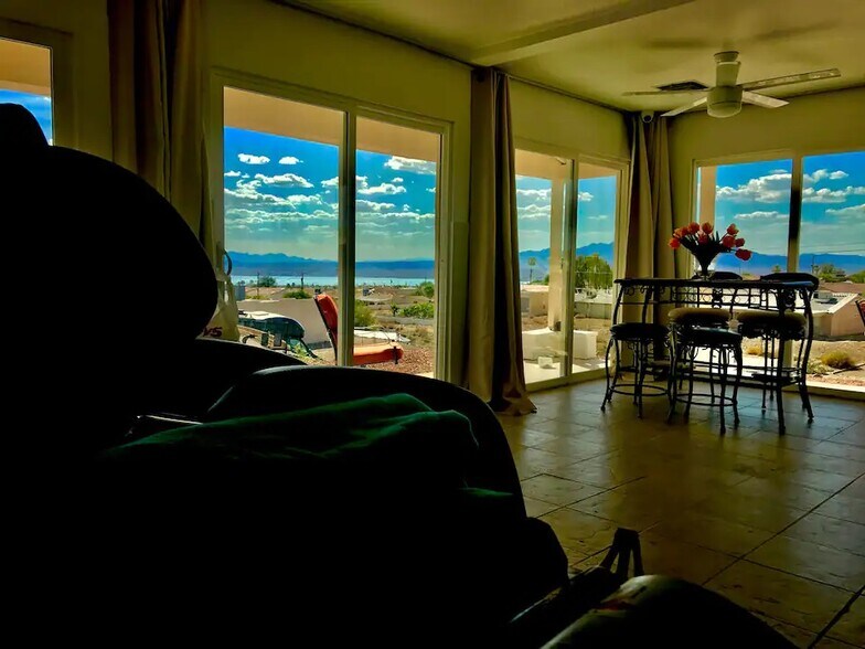 468 Sunfield Dr, Lake Havasu City, AZ à vendre - Photo intérieure – Image 1 sur 92
