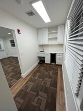 57190 Main Rd, Southold, NY à louer Photo intérieure– Image 2 sur 3