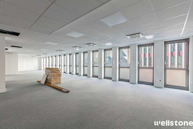 Plus de détails pour Bureau à louer