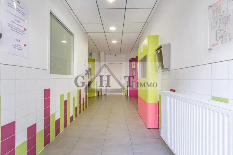 Local commercial dans Vincennes à vendre - Photo intérieure – Image 3 sur 5