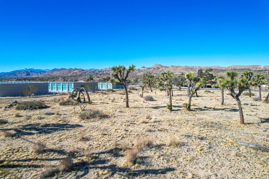 0 Twentynine Palms Hwy, Yucca Valley, CA à vendre - Autre – Image 2 sur 30