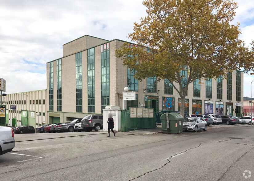 Avenida Fuente Nueva, 12, San Sebastián de los Reyes, Madrid à louer - Photo de l’immeuble – Image 2 sur 2
