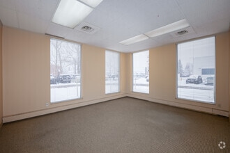 5920 1A St SW, Calgary, AB à louer Photo intérieure– Image 2 sur 3