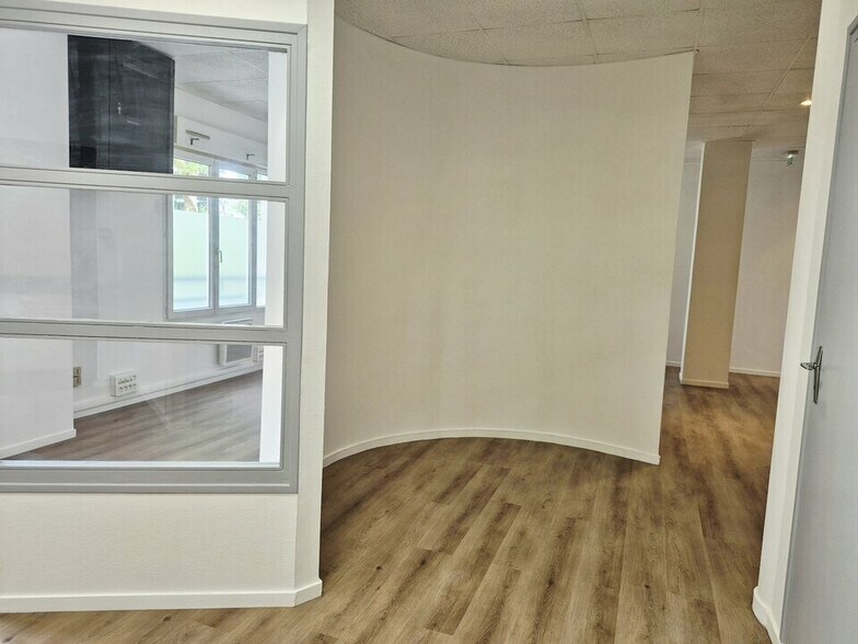 Bureau dans Beauvais à louer - Photo intérieure – Image 2 sur 10