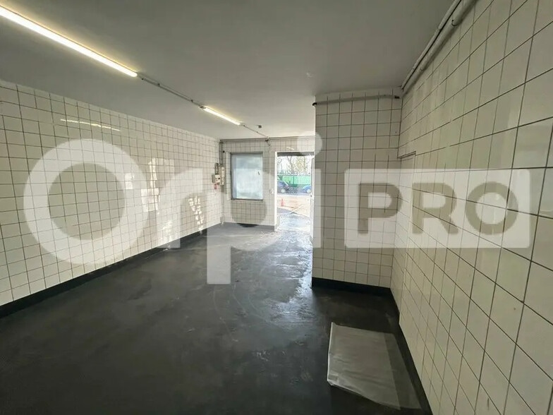 Local d’activités dans Guibeville à louer - Photo intérieure – Image 3 sur 7