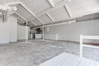 1302 Donnelly Ave, Atlanta, GA à louer Photo intérieure– Image 2 sur 7