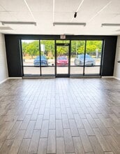 1500 E Market St, Greensboro, NC à louer Photo intérieure– Image 1 sur 3
