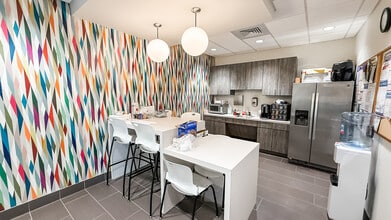 8823 San Jose Blvd, Jacksonville, FL à louer Photo intérieure– Image 2 sur 13