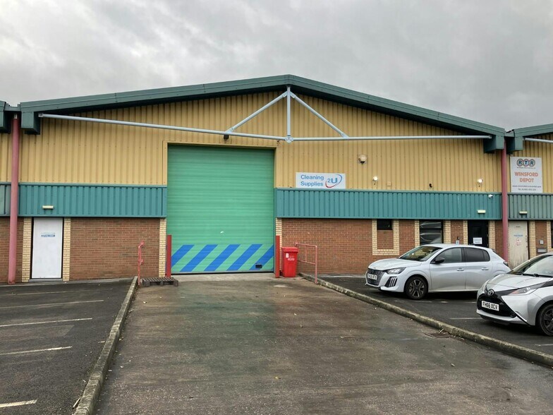 Road One, Winsford à louer - Photo de l’immeuble – Image 1 sur 2