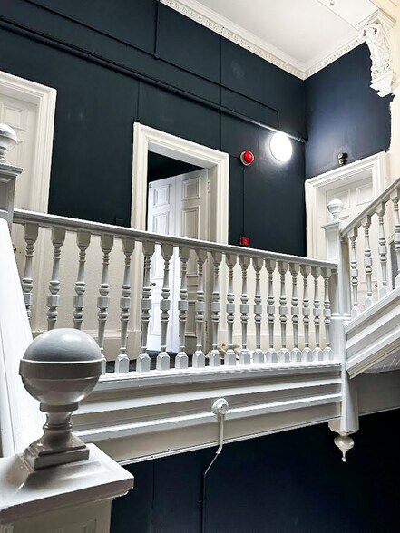 31 Palmerston Pl, Edinburgh à louer - Photo de l’immeuble – Image 3 sur 7