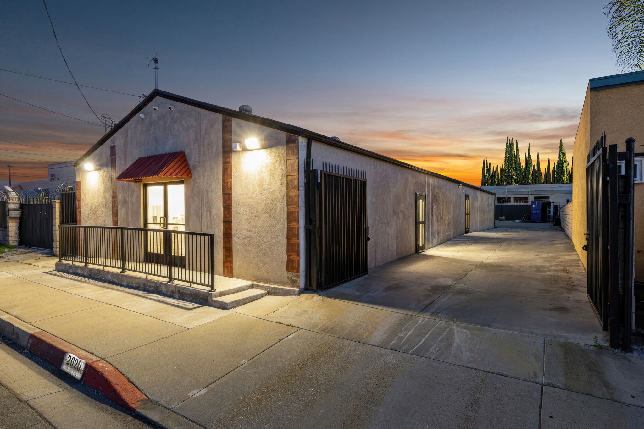 2026 Chico Ave, South El Monte, CA à vendre Photo principale– Image 1 sur 52