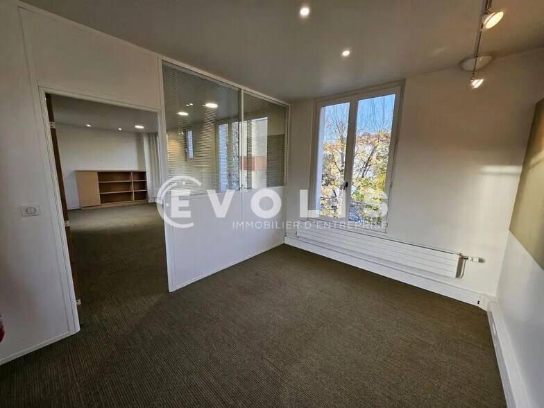 Bureau dans Cachan à louer - Photo intérieure – Image 3 sur 22