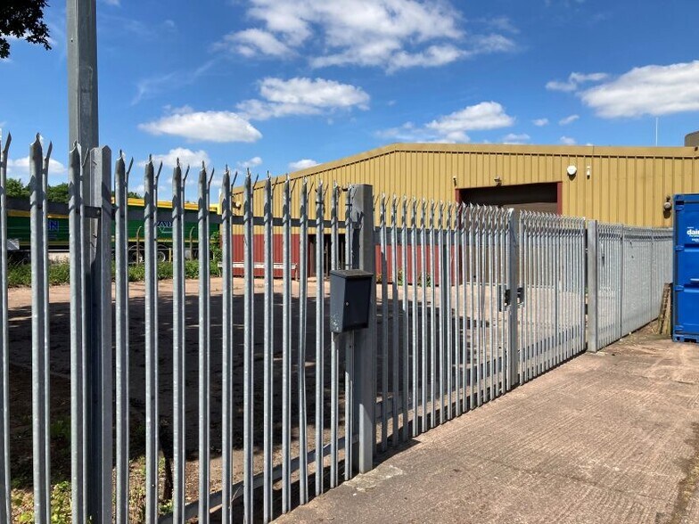 2A-2B Station Yard, Cullompton à louer - Photo de l’immeuble – Image 2 sur 5