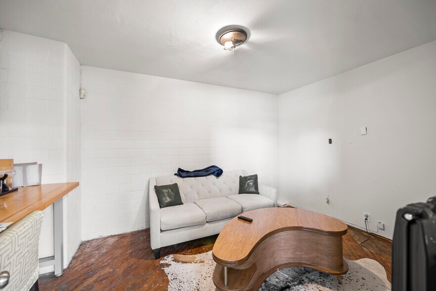 1227 Avenue L, Galveston, TX à louer - Photo de l’immeuble – Image 3 sur 9