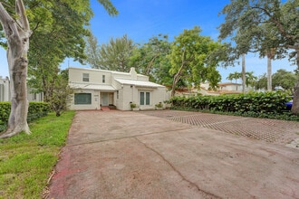 1225 Alton Rd, Miami Beach, FL à louer Photo intérieure– Image 1 sur 23