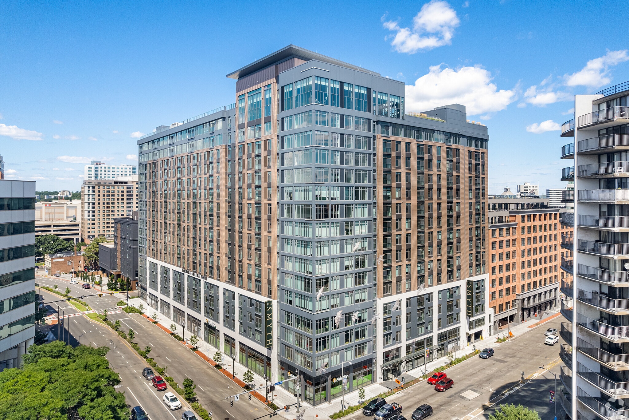 100 Tresser Blvd, Stamford, CT à louer Photo de l’immeuble– Image 1 sur 15