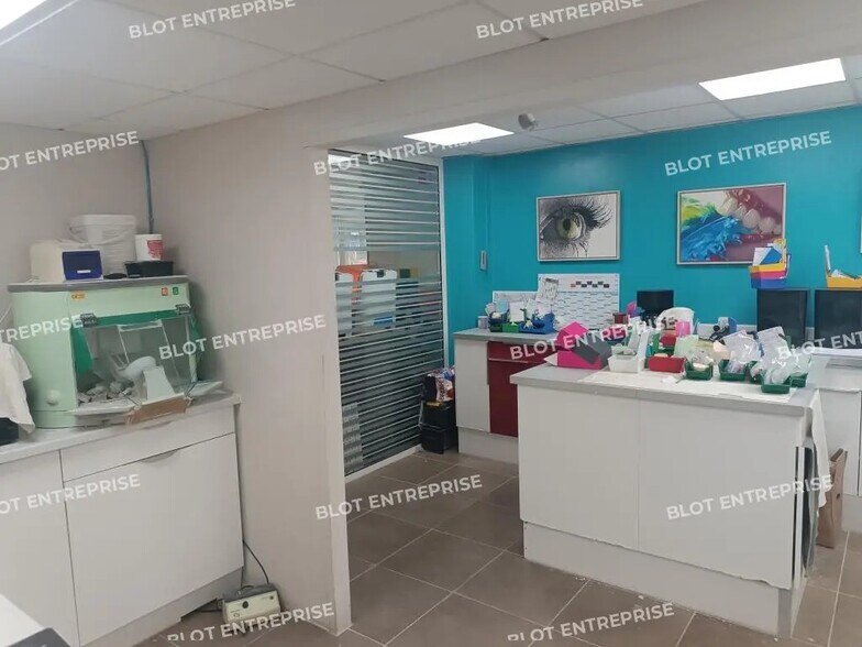 Bureau dans Brest à vendre - Photo de l’immeuble – Image 3 sur 5