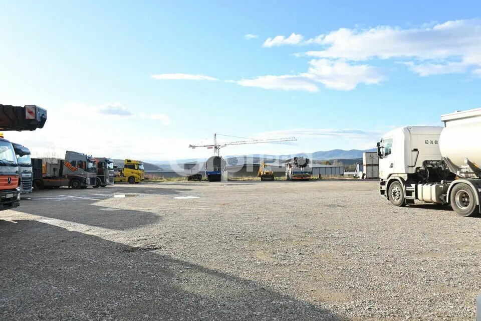 Terrain dans Ternay à louer Photo principale– Image 1 sur 4