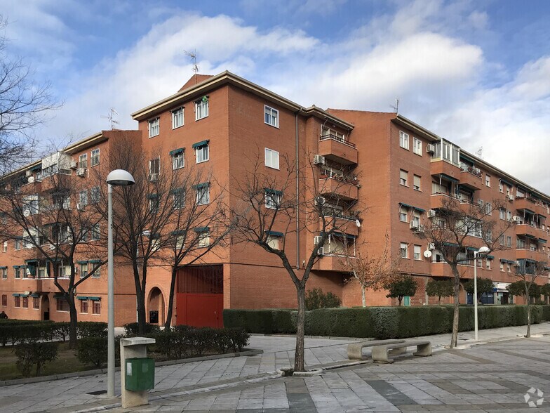 Local commercial dans Toledo, Toledo à louer - Photo principale – Image 1 sur 2